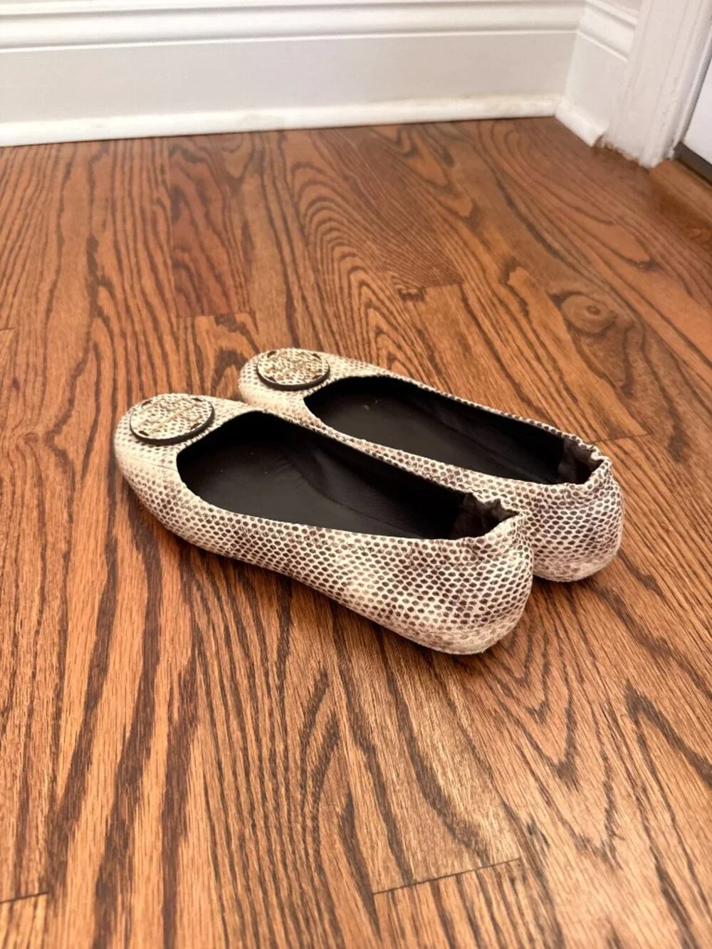 Tory Burch Reva Snake Print Leather Logo Ballet Flats 6 1/2